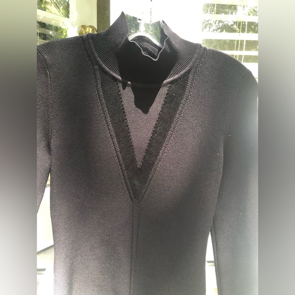 Cushnie heavy black sweater. Size medium. - Picture 3 of 11